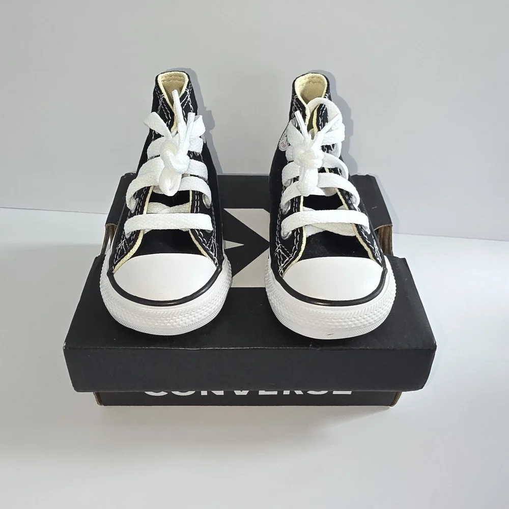 Converse Toddler Size 4 Black Canvas All Star Sneakers Shoes